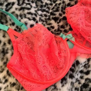 Victoria’s Secret Bra
